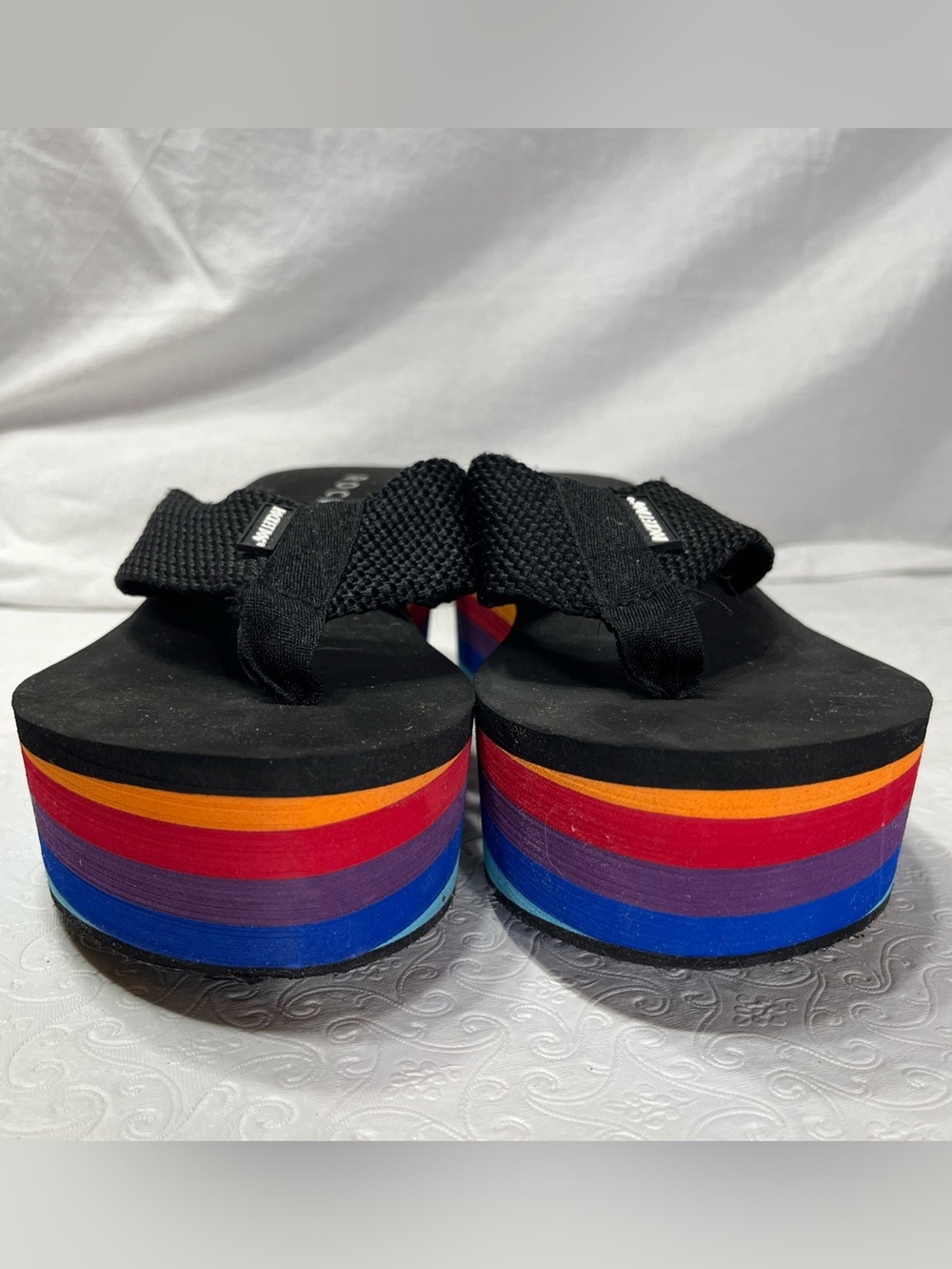 Rocket Dog Womens 10 Platform Thong Sandal Rainbow Black Slip On Shoes Gay Pride - Picture 3 of 16